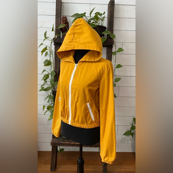 Forever 21: Mustard Orange and White Bomber Cropped Jacket - Picture 13 of 17